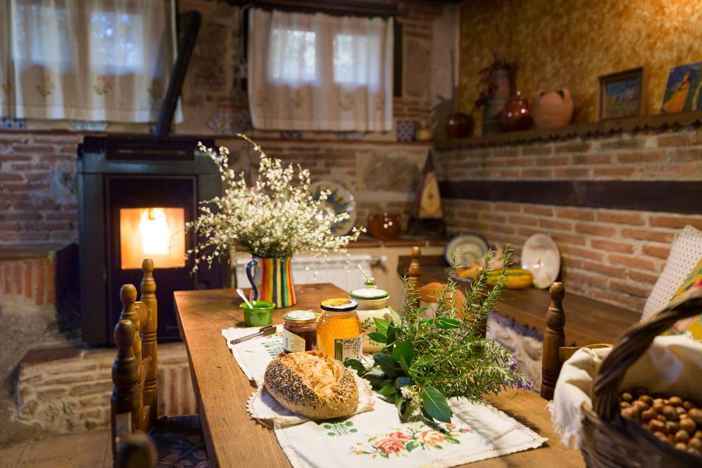 Casa Rural La Casa Del Bosque Navaconcejo Zewnętrze zdjęcie