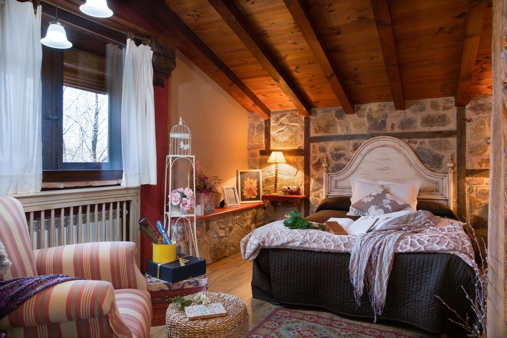 Casa Rural La Casa Del Bosque Navaconcejo Zewnętrze zdjęcie