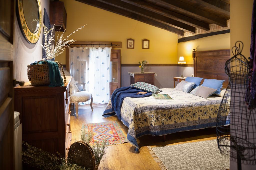 Casa Rural La Casa Del Bosque Navaconcejo Zewnętrze zdjęcie