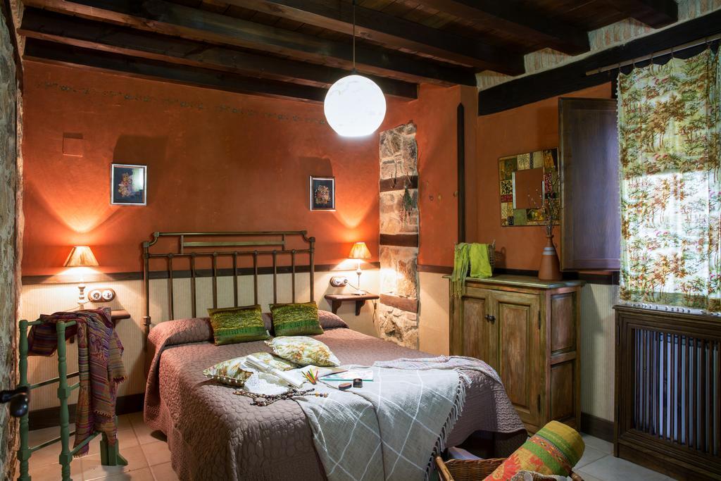 Casa Rural La Casa Del Bosque Navaconcejo Zewnętrze zdjęcie